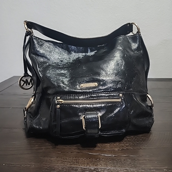 Michael Kors Black Patent Leather Hobo Shoulder Bag. - Picture 1 of 15